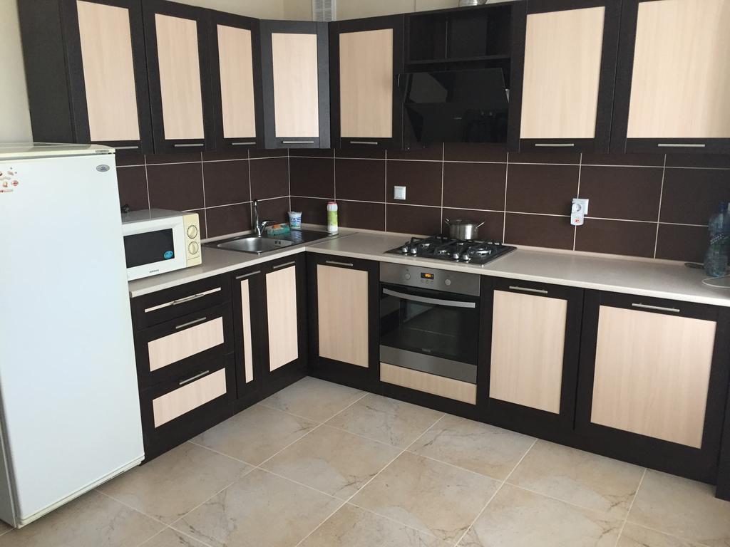 Apartment On Parkovaya Csornomorszk Kültér fotó