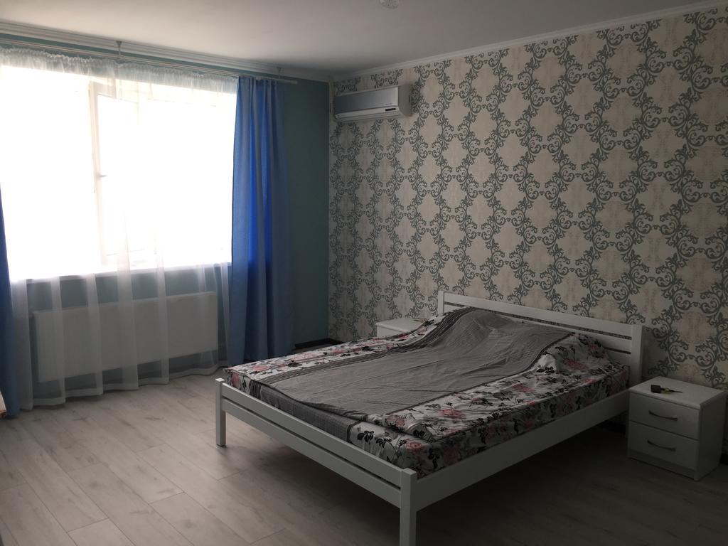 Apartment On Parkovaya Csornomorszk Kültér fotó